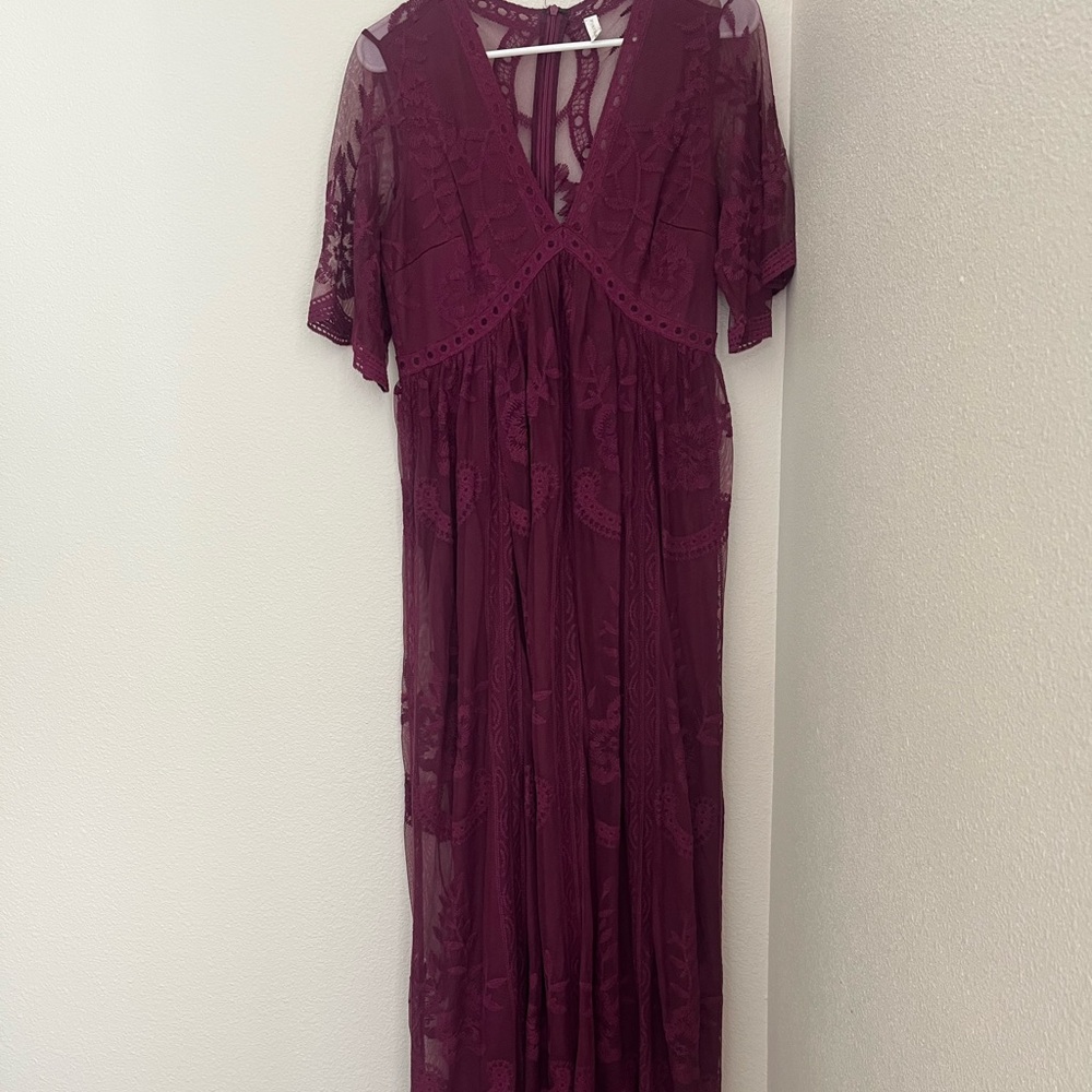 Maxi burgundy lace dress size small